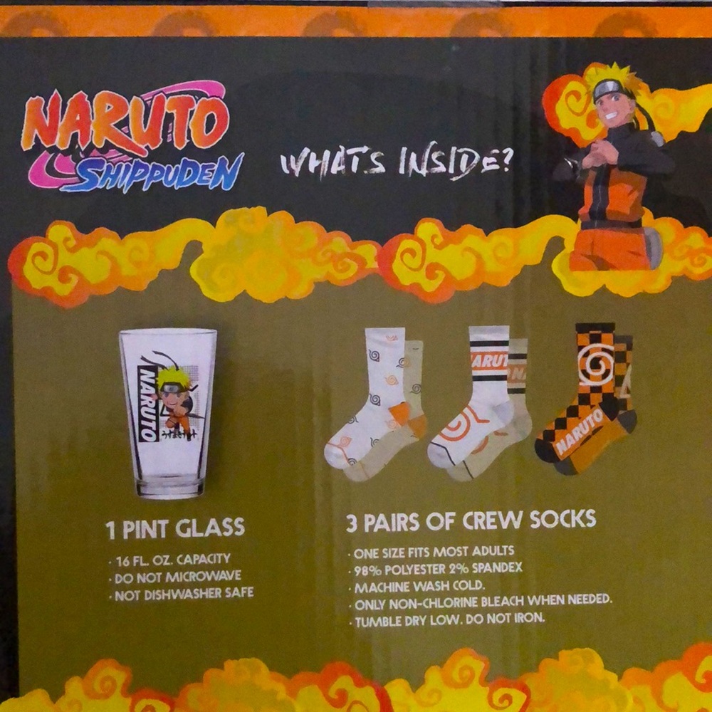 Naruto 🔥 Pint glass and Socks
